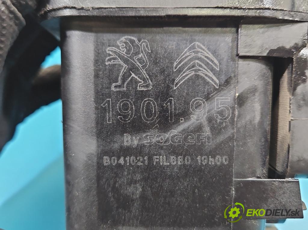 Peugeot Partner II 2008-2018 1.6 hdi 90 hp manual 66.2 kW 1560 cm3 5- obal filtra paliva