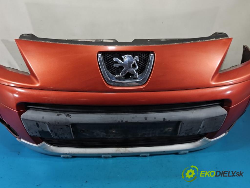 Peugeot Partner II 2008-2018 1.6 hdi 90 hp manual 66.2 kW 1560 cm3 5- nárazník přední  (Klika dveří ostatní)