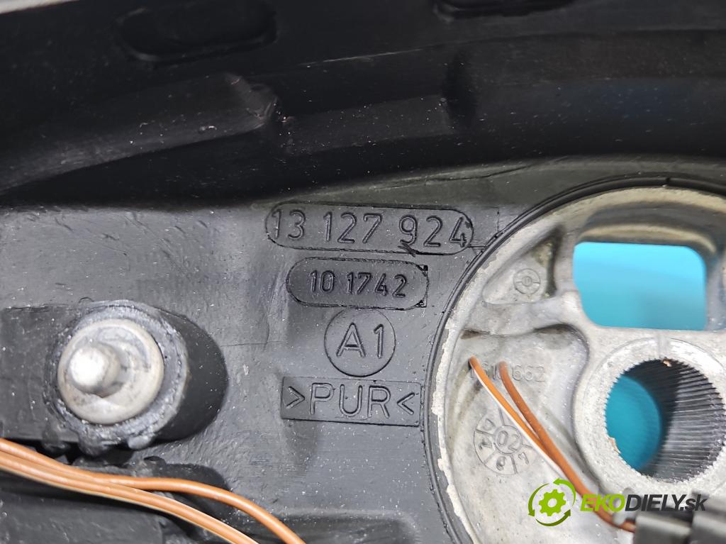 Opel Astra II 1998-2009 1.6 8V 84KM manual 62 kW 1598 cm3 5- volant  (Volant)