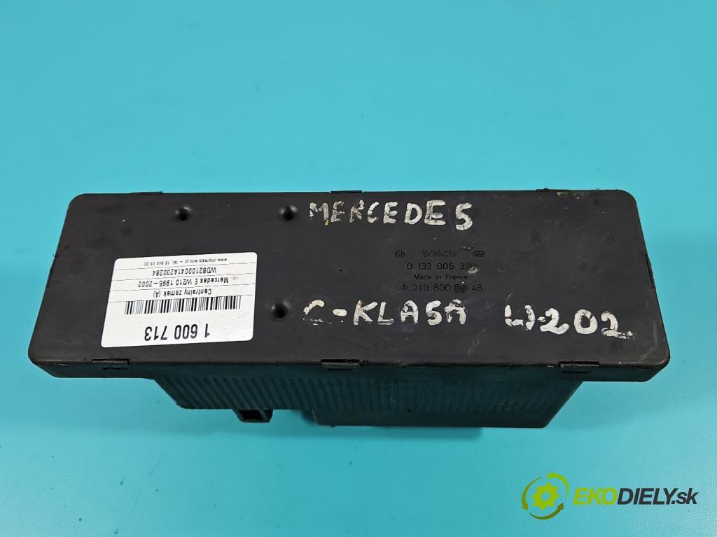 Mercedes E W210 1995-2002 2.2d 95 HP manual 70 kW 2155 cm3 4- Centrální: zámek: 0132006338