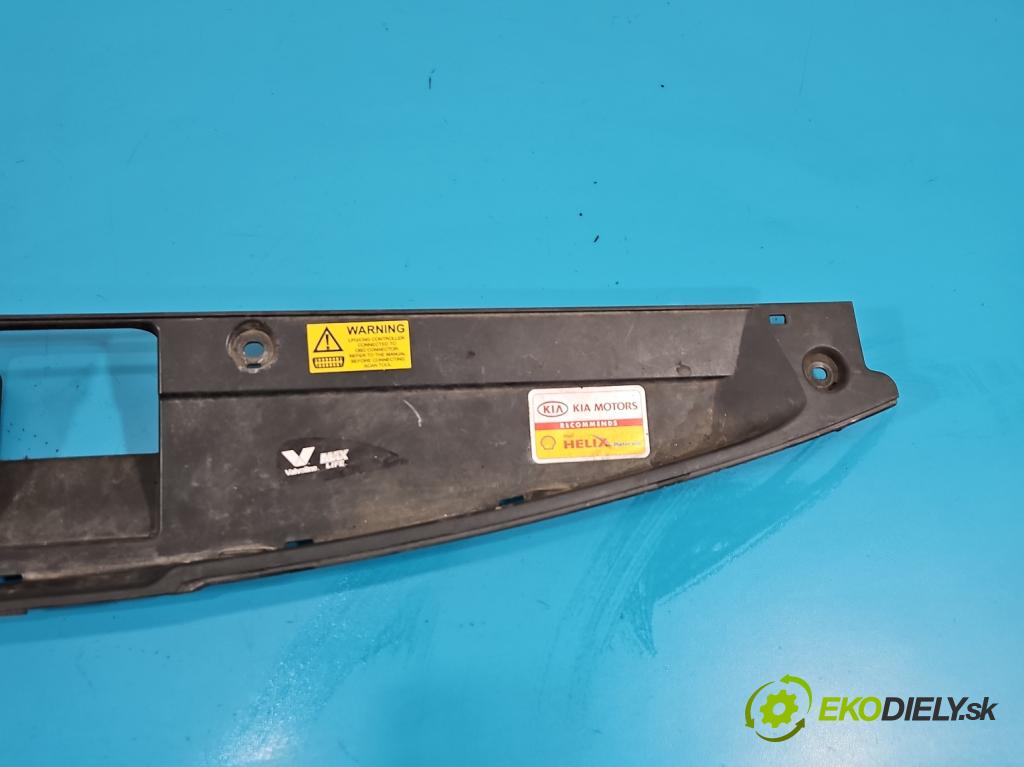 Kia Sportage III 2010-2015 2.0 16V 163 hp manual 120 kW 1998 cm3 5- kryt plastová 86361-3U000