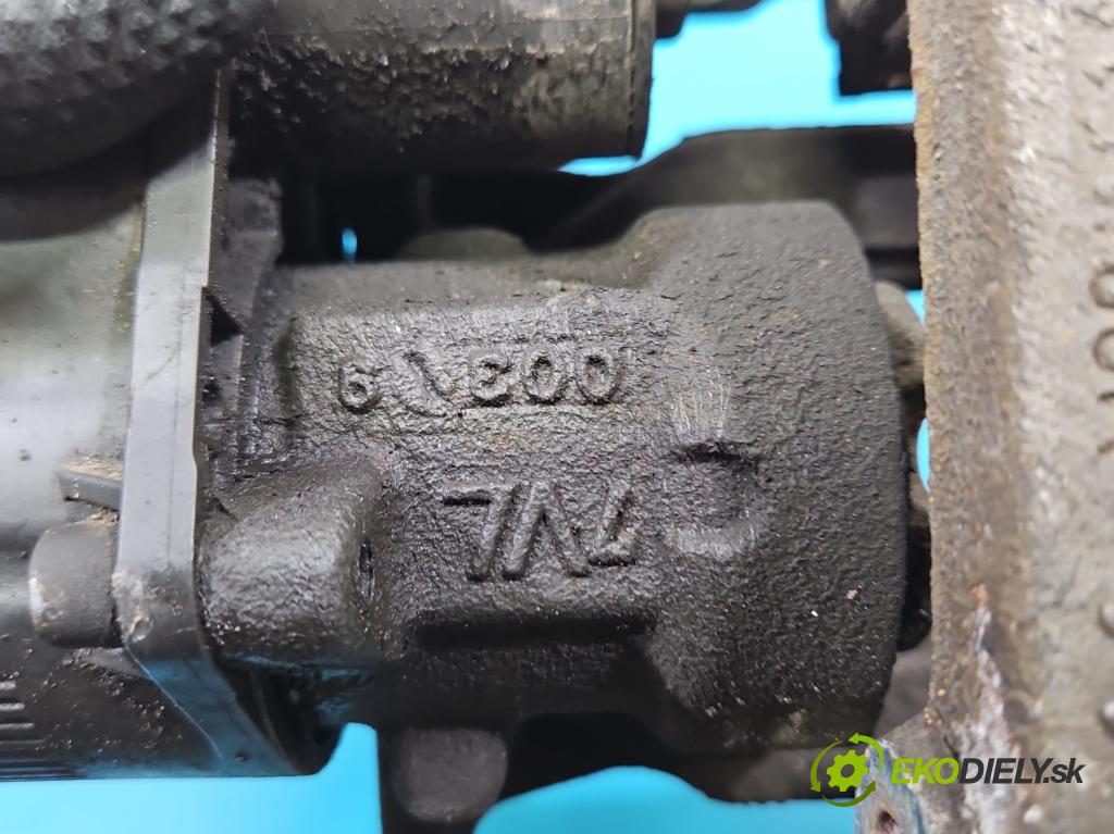 Peugeot 5008 II 2017-2024 2.0 hdi 177 HP automatic 130 kW 1997 cm3 5- brzdič zadné ľavý AD777014 (Kľučka dverí ostatné)