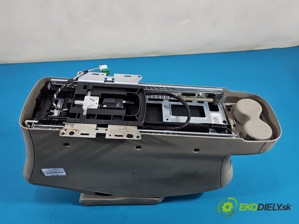 Renault Scenic II 2003-2009 2.0 dci M9R 150 HP manual 110 kW 1995 cm3 5- operadlo 820048903G (Lakťová opierka)