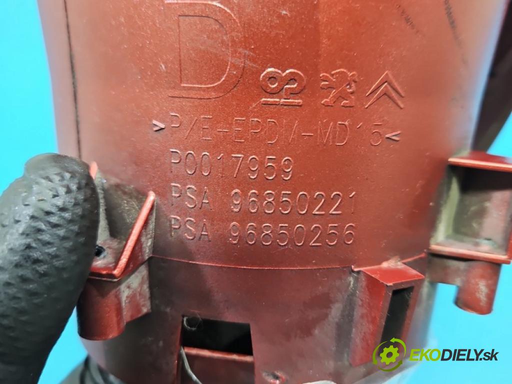 Peugeot Partner II 2008-2018 1.6 hdi 90 hp manual 66.2 kW 1560 cm3 5- Zaślepka: mřížka: nárazníku pravé 96850221