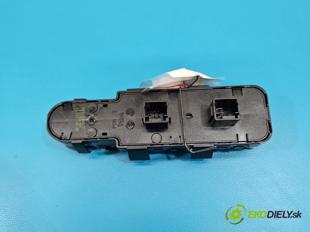 Citroen C4 I 2004-2011 1.6 hdi 90 hp manual 66.2 kW 1560 cm3 5- Přepínač oken zpětných zrcátek 9651464577