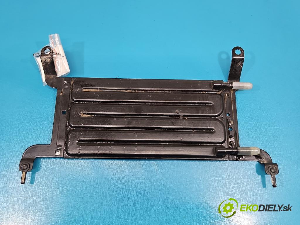 Citroen C4 I 2004-2011 1.6 hdi 90 HP manual 66.2 kW 1560 cm3 5- chladič palivo