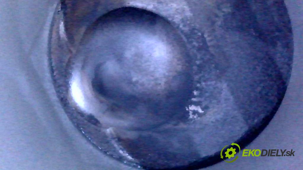 Porsche Cayenne I 2002-2010 4.8 V8 automatic 283 kW 4806 cm3 5- motor benzín: M48