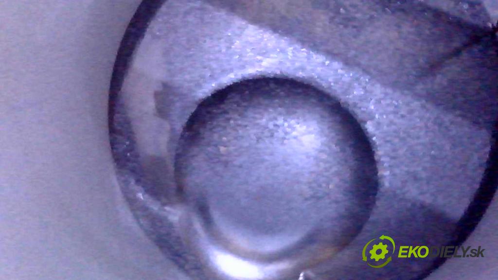 Porsche Cayenne I 2002-2010 4.8 V8 automatic 283 kW 4806 cm3 5- motor benzín: M48