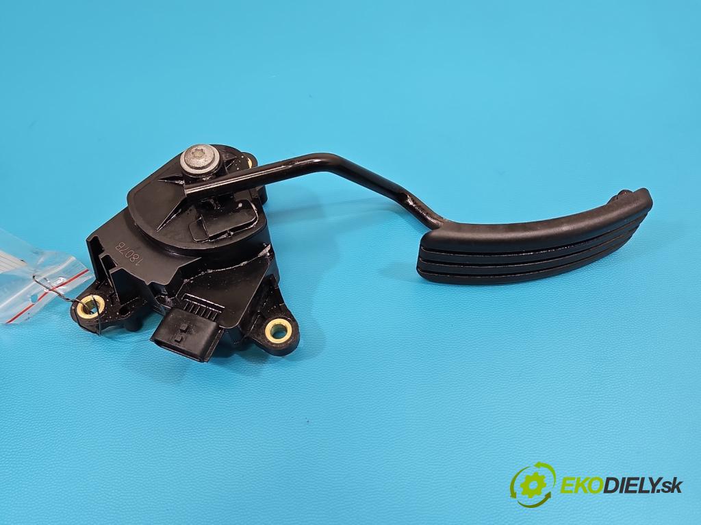 Renault Scenic II 2003-2009 2.0 dci M9R 150 HP manual 110 kW 1995 cm3 5- pedal plyn potenciometr: 8200159647