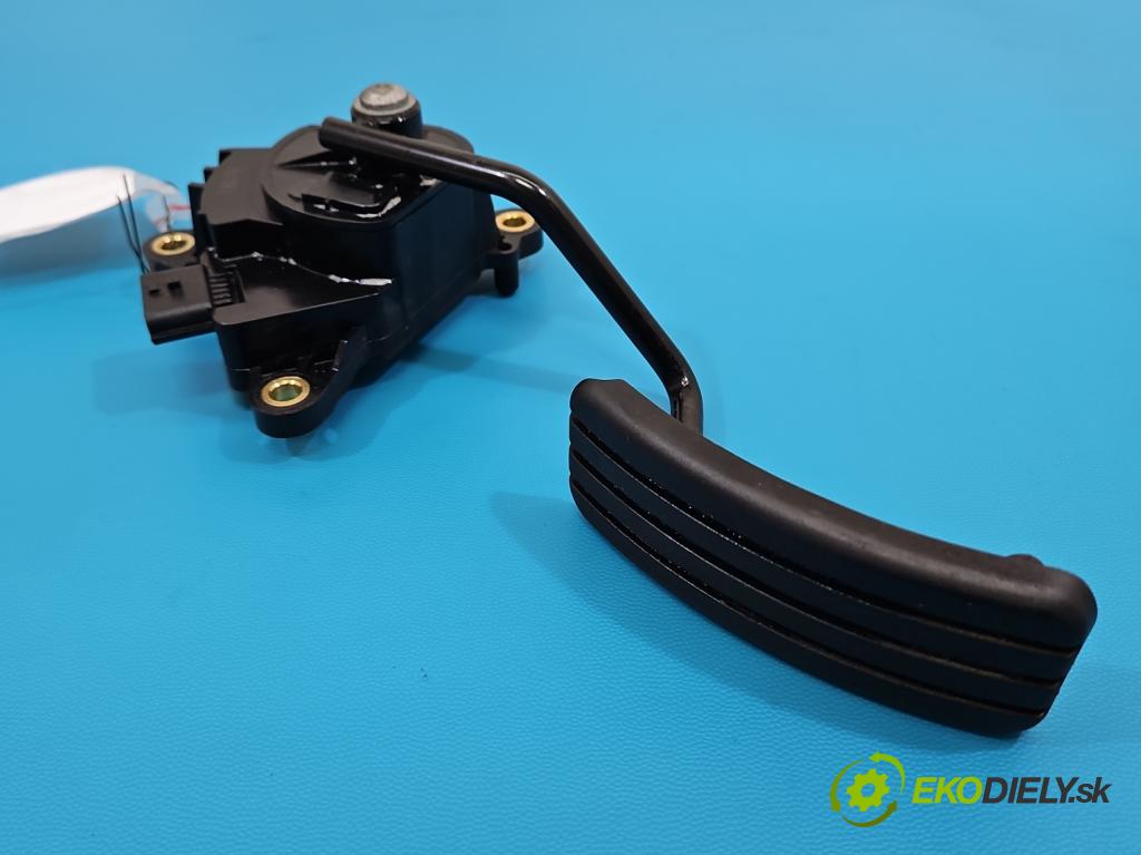 Renault Scenic II 2003-2009 2.0 dci M9R 150 HP manual 110 kW 1995 cm3 5- pedal plyn potenciometr: 8200159647
