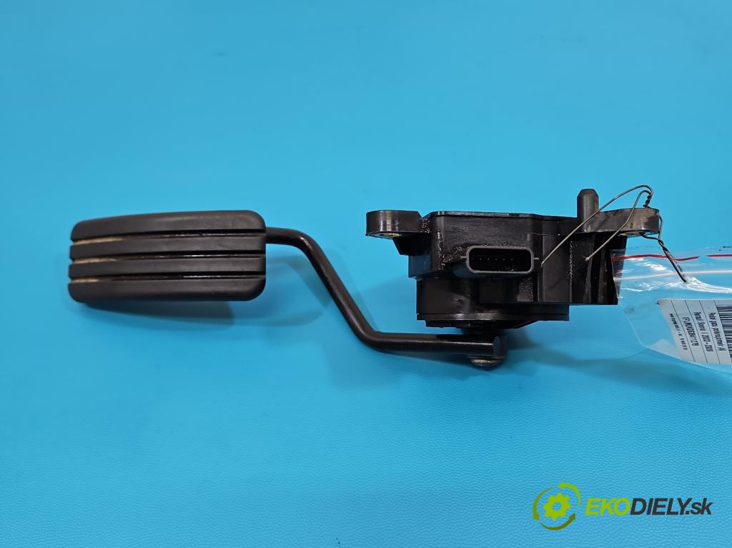 Renault Scenic II 2003-2009 2.0 dci M9R 150 HP manual 110 kW 1995 cm3 5- pedal plyn potenciometr: 8200159647