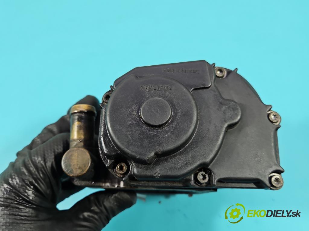 Audi A4 B5 1994-2001 1.6 8V 101 HP manual 74 kW 1595 cm3 4- klapka 058133063 (Škrtiaca klapka)