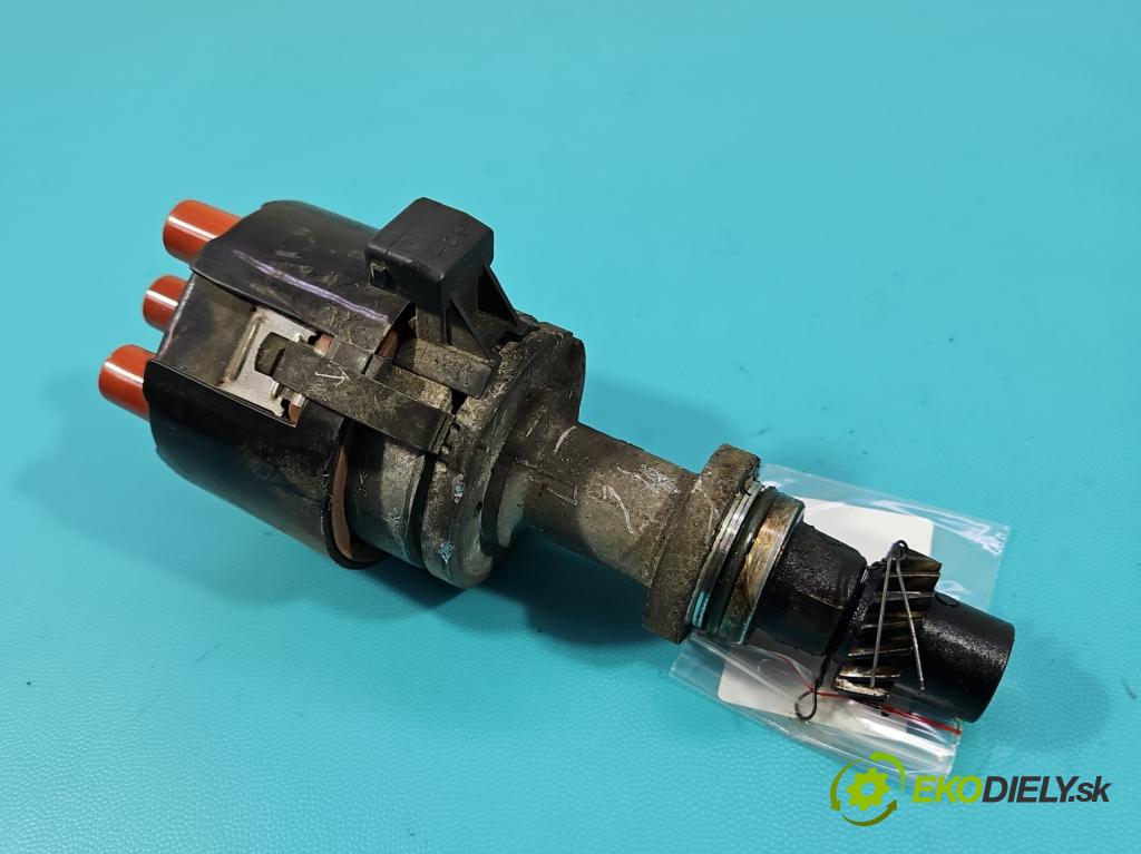 Audi A4 B5 1994-2001 1.6 8V 101 hp manual 74 kW 1595 cm3 4- modul zapalovací  (Rozdělovač)