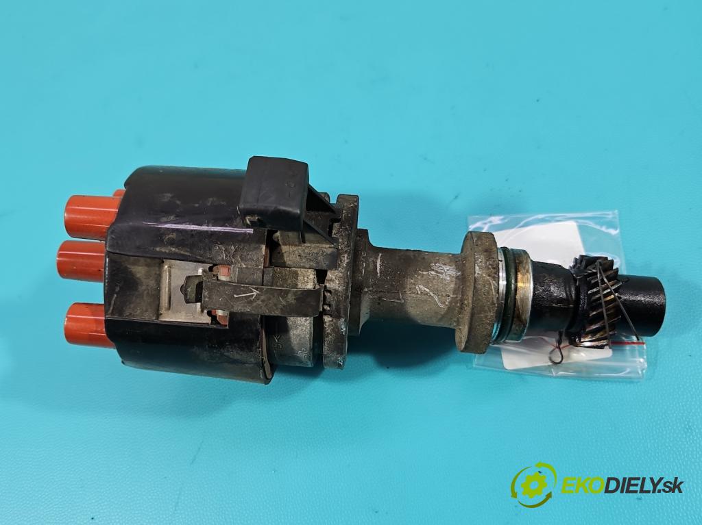 Audi A4 B5 1994-2001 1.6 8V 101 HP manual 74 kW 1595 cm3 4- rozdeľovač (Rozdeľovač)