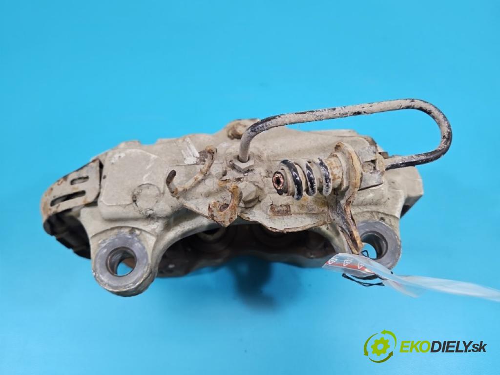 Porsche Cayenne I 2002-2010 4.8 V8 automatic 283 kW 4806 cm3 5- brzdič zadní pravý  (Klika dveří ostatní)