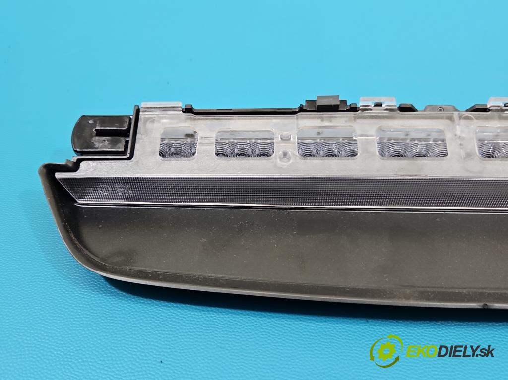 Bmw 5 G30 2017-2024 2.0 T 184hp automatic 135 kW 1998 cm3 4- světlo: stop: 7360526