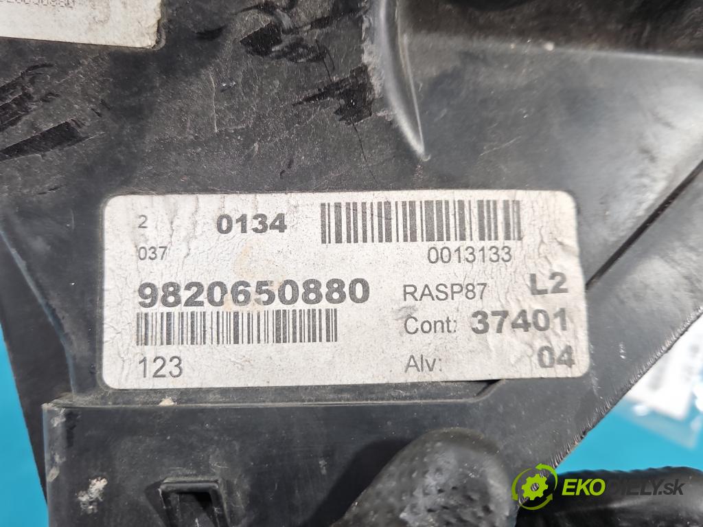 Peugeot 508 II 2018- 1.6 16V 181KM automatic 133 kW 1598 cm3 5- Vstup: vzduchu 9820650880