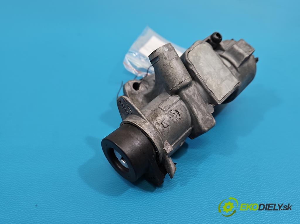 Audi A4 B5 1994-2001 1.9 tdi 90 hp manual 66 kW 1896 cm3 5- spínací skříňka 4B0905851B (Spínací skříňka)