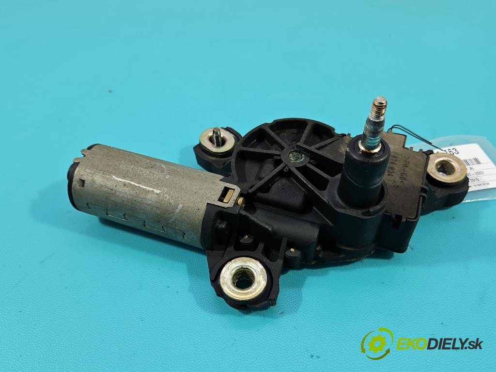 Toyota Corolla E11 1997-2002 1.4 16V 86 HP manual 63 kW 1332 cm3 5- motor stieračov zadné 851300W010B