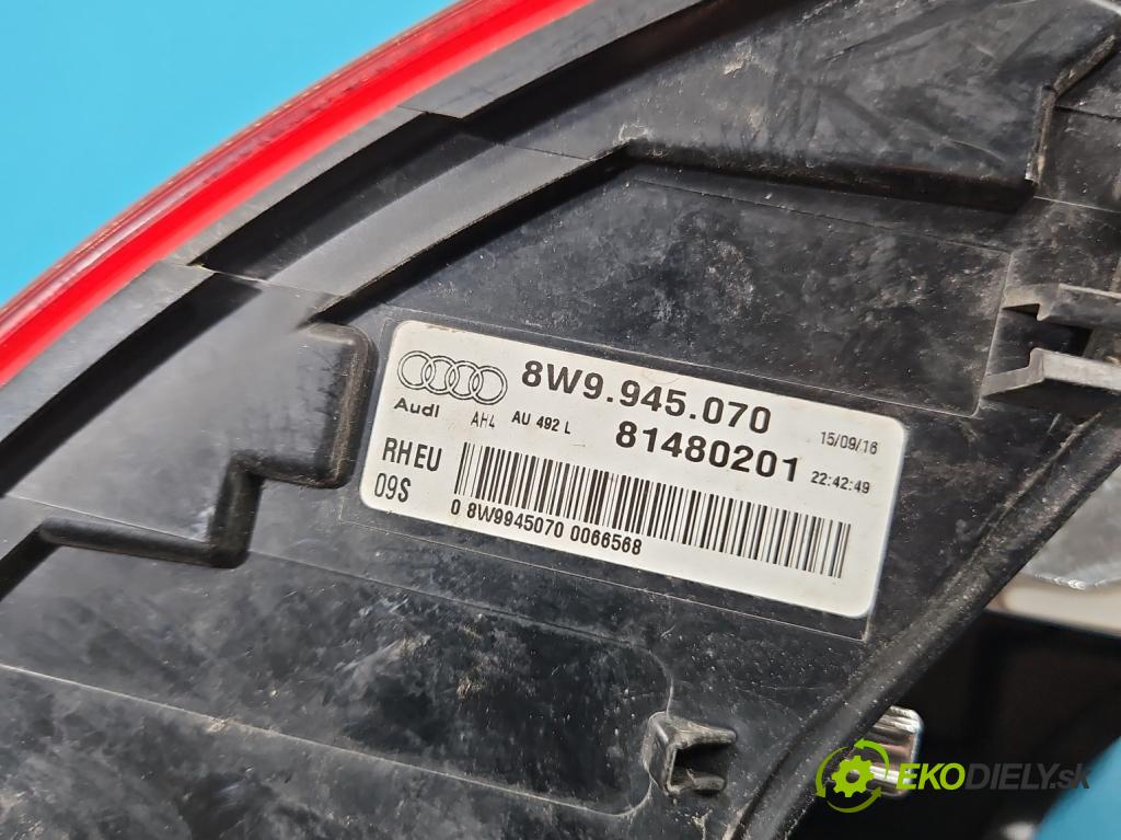 Audi A4 B9 2015-2024 2.0 tdi 190 HP automatic 140 kW 1968 cm3 5- svetlo / reflektor zadné pravé blatník 8W9945070