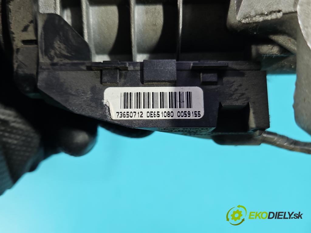 Toyota Corolla E11 1997-2002 1.4 16V 86 HP manual 63 kW 1332 cm3 5- Spínačka  (Spínacia skrinka)
