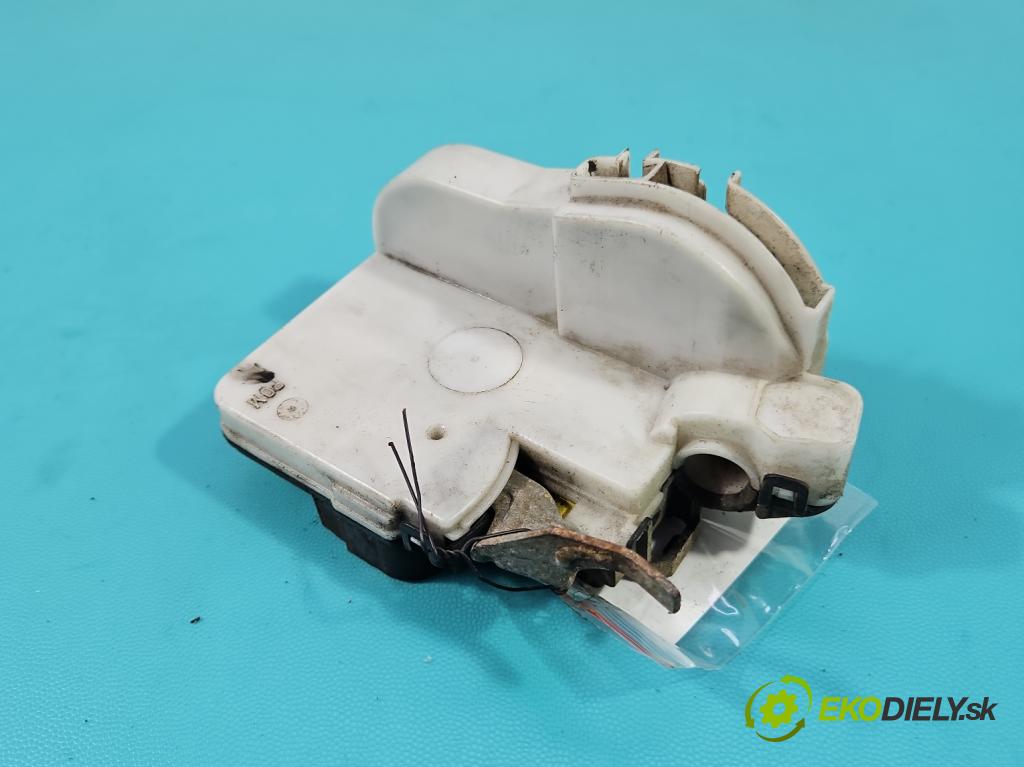 Vw Polo III 6N 1994-2001 1.4 tdi 75 hp manual 55 kW 1418 cm3 3- zámek přední levý 6N1837015C