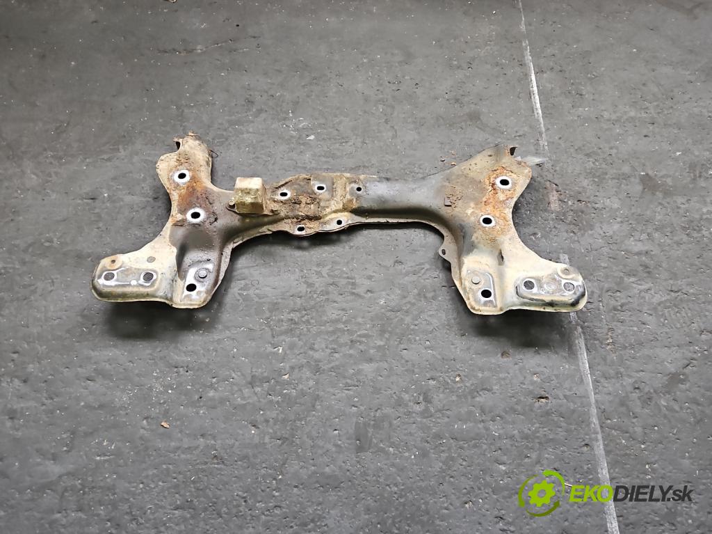Toyota Corolla E11 1997-2002 1.4 16V 86 HP manual 63 kW 1332 cm3 5- výstuha motora 