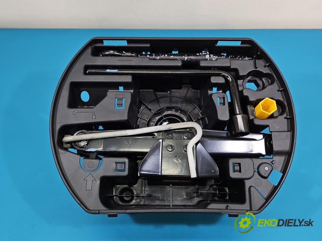 Peugeot 2008 I 2013-2019 1.2 12V 110 HP automatic 81 kW 1199 cm3 5- mechanizmus okna automobilovy