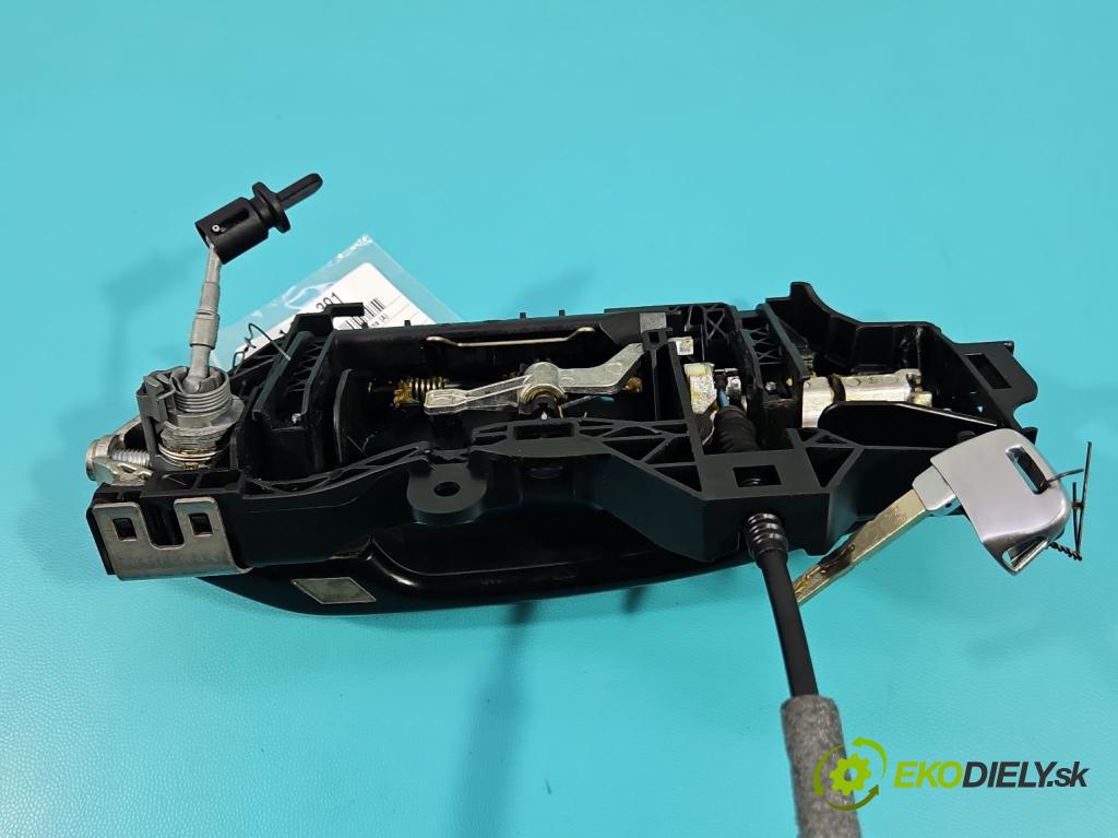 Audi A4 B9 2015-2024 2.0 tdi 190 HP automatic 140 kW 1968 cm3 5- rukoväť predné ľavé mimo: 8W0837811A (Kľučka dverí vonkajšia predná ľavá)