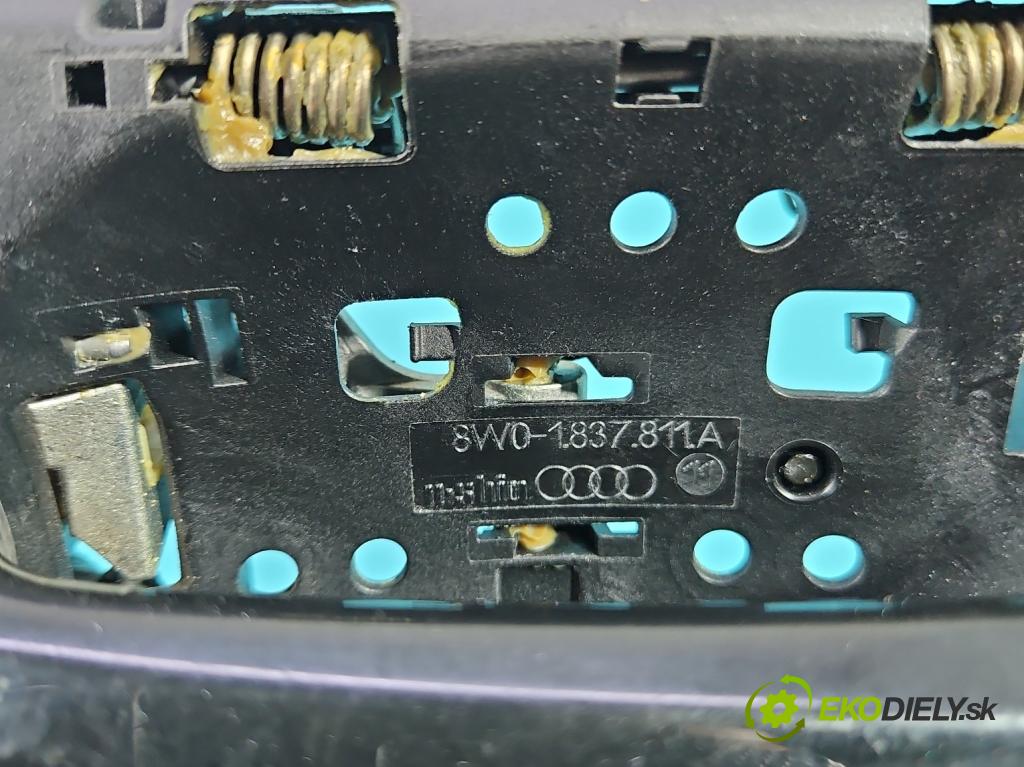 Audi A4 B9 2015-2024 2.0 tdi 190 HP automatic 140 kW 1968 cm3 5- rukoväť predné ľavé mimo: 8W0837811A (Kľučka dverí vonkajšia predná ľavá)