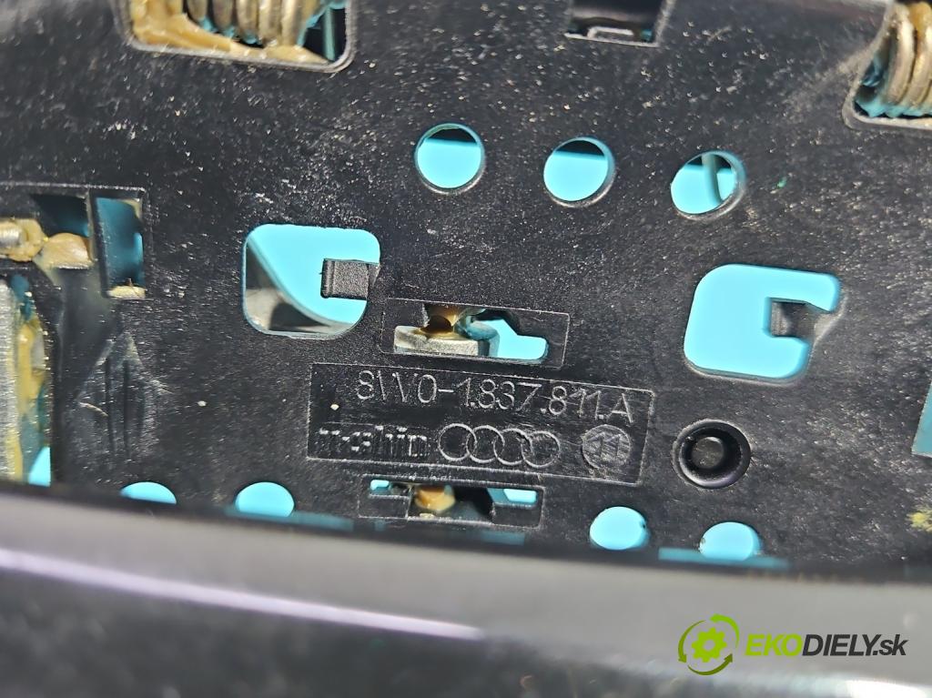 Audi A4 B9 2015-2024 2.0 tdi 190 HP automatic 140 kW 1968 cm3 5- rukoväť zadné ľavé mimo: 8W0837811A (Kľučka dverí ostatné)