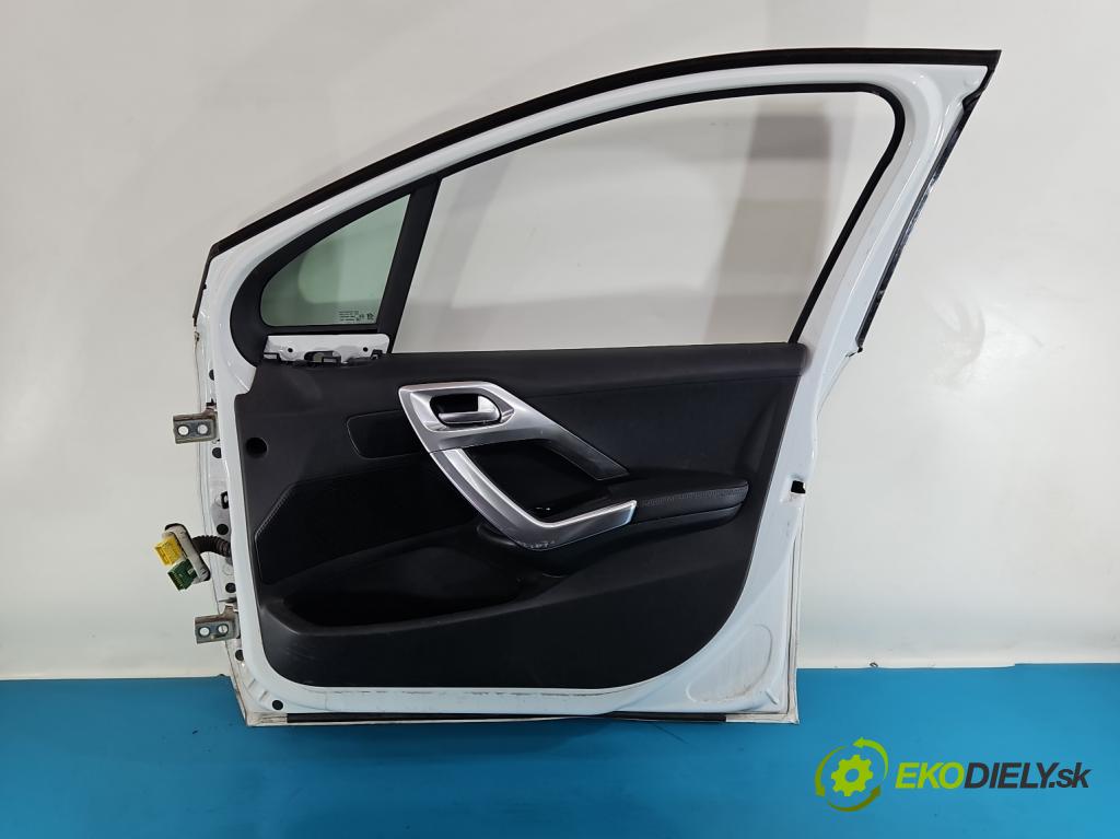 Peugeot 2008 I 2013-2019 1.2 12V 110 HP automatic 81 kW 1199 cm3 5- dvere predné pravé  (Kľučka dverí ostatné)