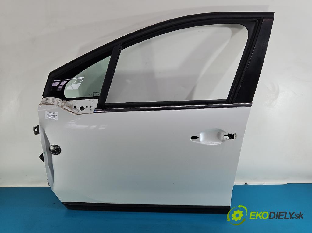 Peugeot 2008 I 2013-2019 1.2 12V 110 hp automatic 81 kW 1199 cm3 5- dveře přední levé  (Klika dveří ostatní)