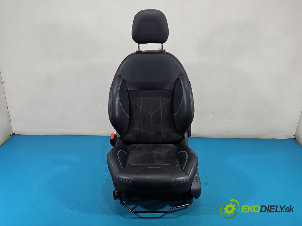 Peugeot 2008 I 2013-2019 1.2 12V 110 hp automatic 81 kW 1199 cm3 5- Sedadlo levý  (Sedadlo)