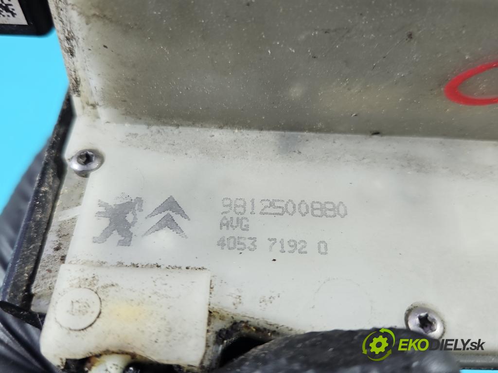 Peugeot 2008 I 2013-2019 1.2 12V 110 HP automatic 81 kW 1199 cm3 5- zámok predné ľavý 9812500880