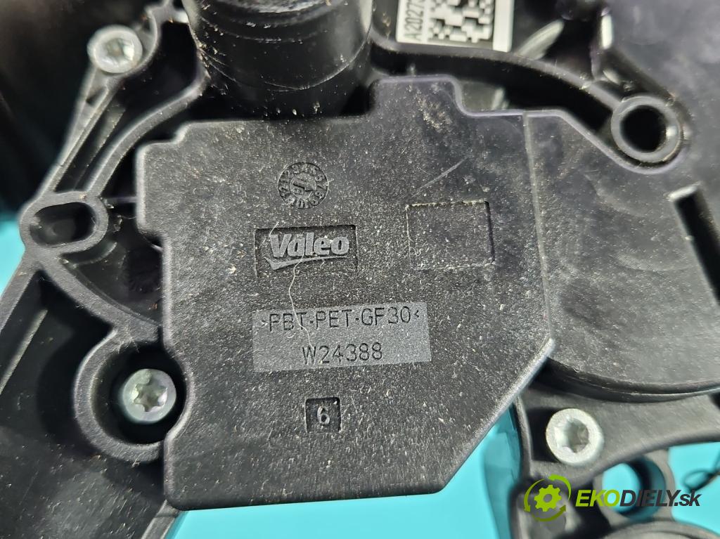 Audi A4 B9 2015-2024 2.0 tdi 190 HP automatic 140 kW 1968 cm3 5- motor stieračov zadné 4M0955711A