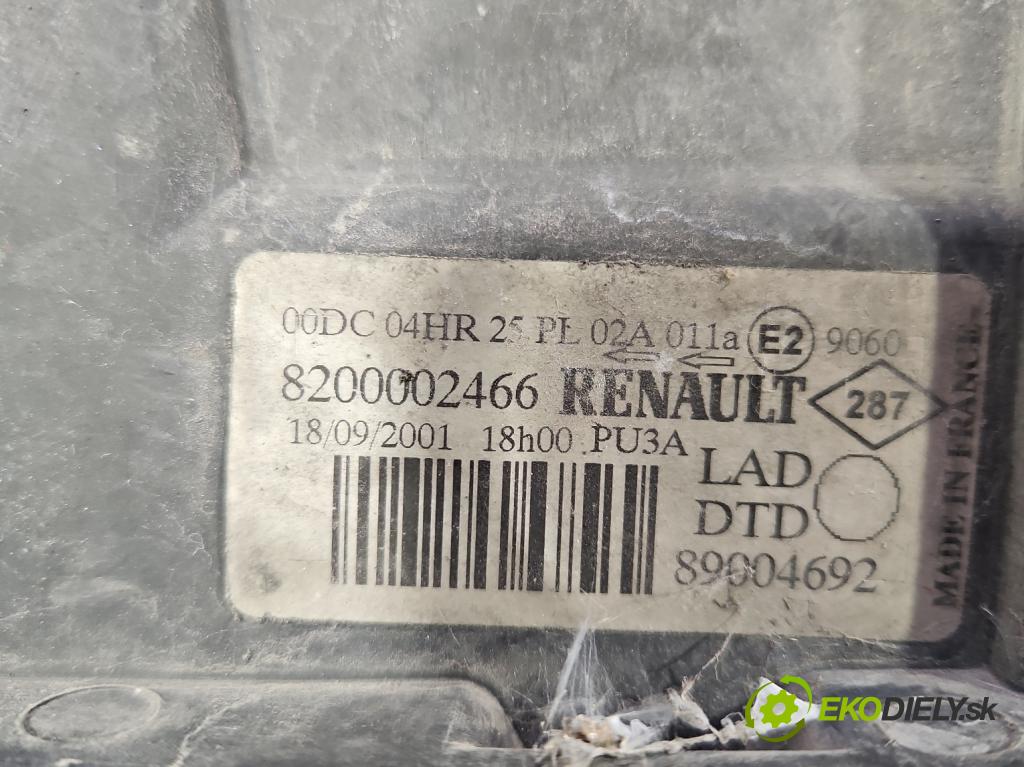Renault Laguna II 2001-2007 1.8 16V 120 hp manual 88 kW 1783 cm3 5- světlo pravý 8200002466 (Pravé přední světlo)