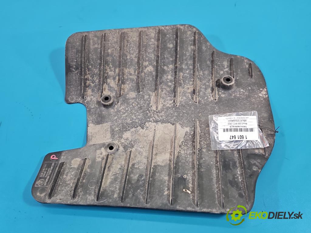 Bmw 5 G30 2017-2024 2.0 T 184hp automatic 135 kW 1998 cm3 4- kryt plast 33306861144