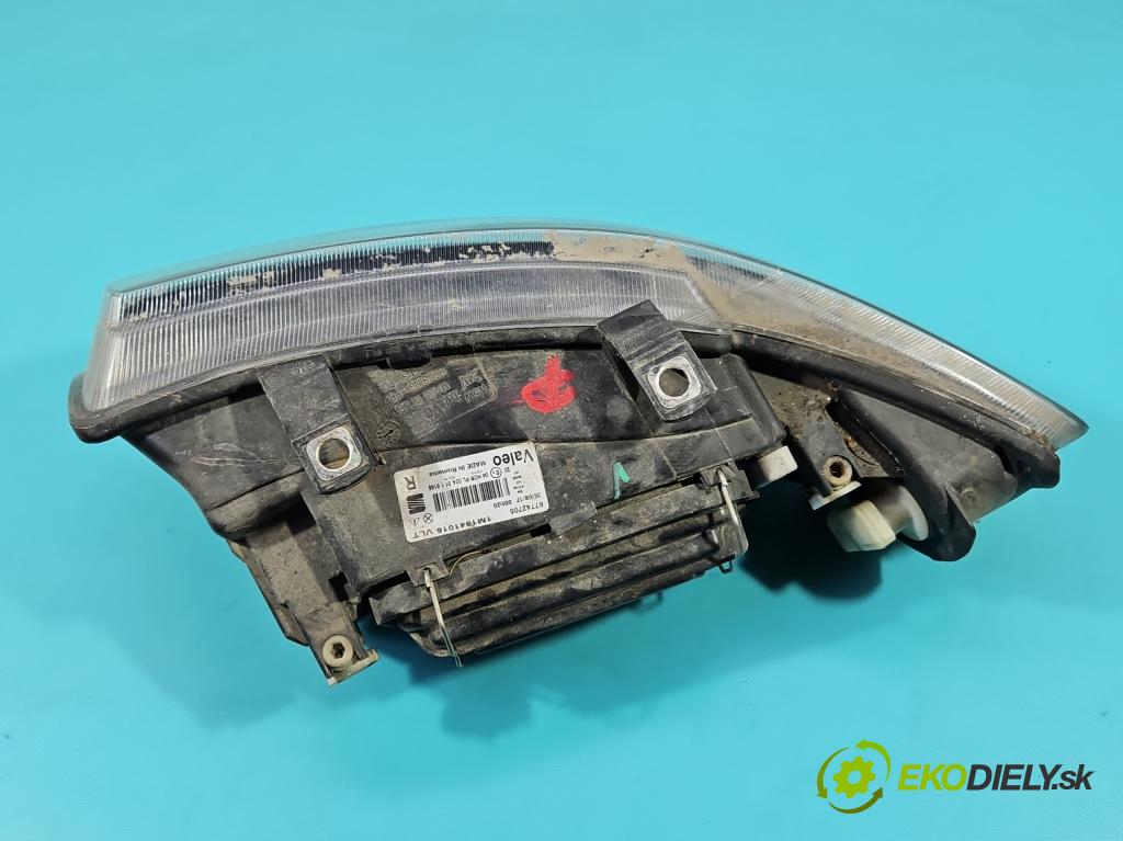 Seat Leon I 1999-2005 1.6 16V 105 HP manual 77 kW 1598 cm3 5- Reflektor: pravý 1M1941016 (Svetlo predné pravé)
