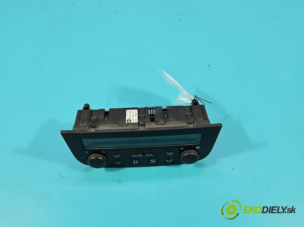 Opel Corsa C 2000-2006 1.7 dti 75 HP manual 55 kW 1686 cm3 5- panel kúrenia 24407689
