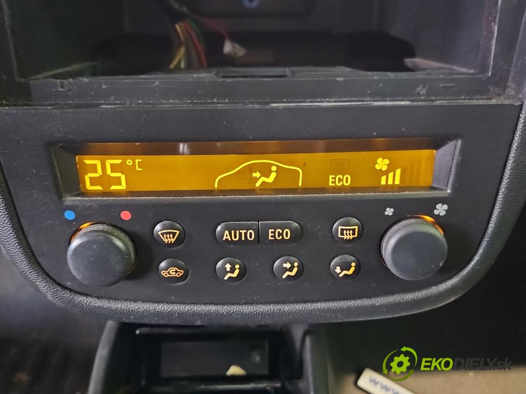 Opel Corsa C 2000-2006 1.7 dti 75 hp manual 55 kW 1686 cm3 5- palubní deska panel topení 24407689