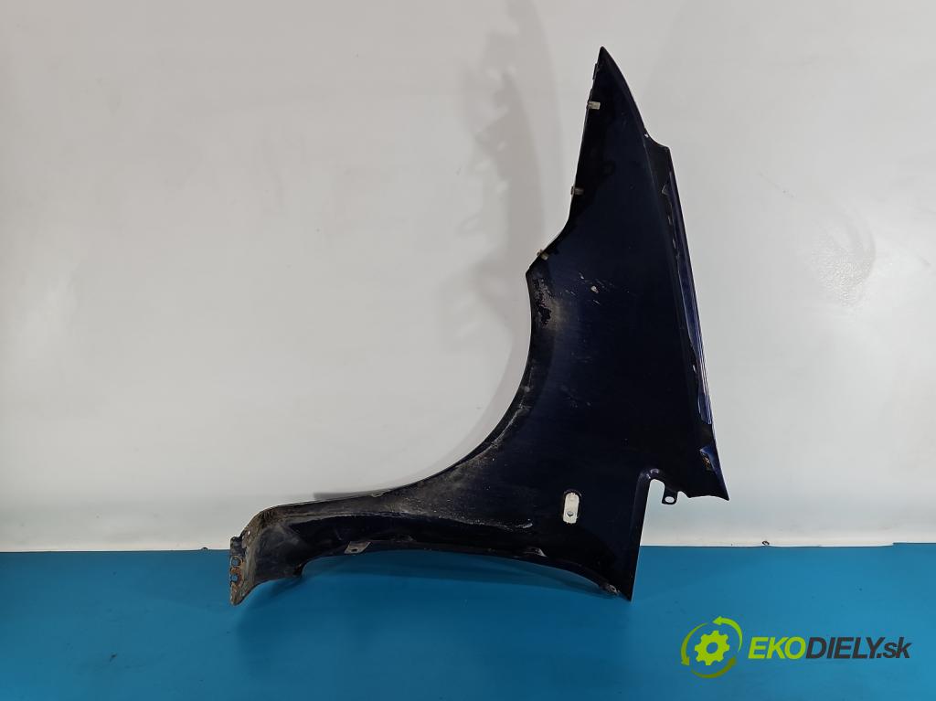 Ford C-Max I 2003-2010 1.8 16V 120 HP manual 88 kW 1798 cm3 5- blatník predné pravý  (Kľučka dverí ostatné)