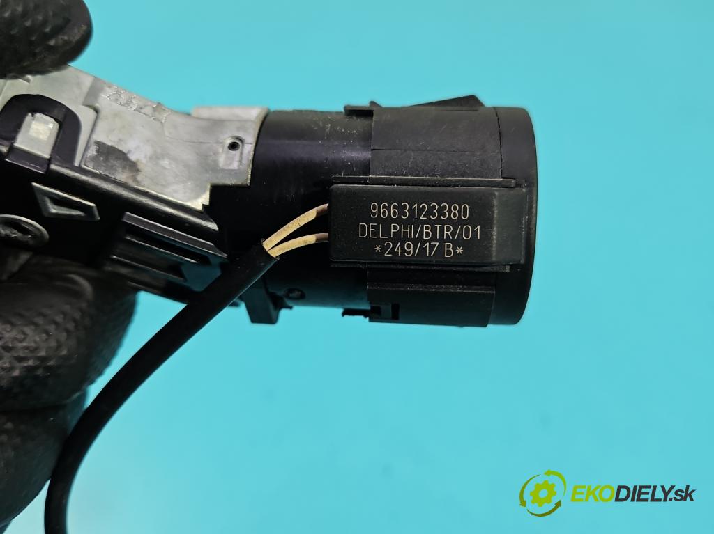 Peugeot 2008 I 2013-2019 1.2 12V 110 HP automatic 81 kW 1199 cm3 5- riadiaca jednotka motora 9818160080