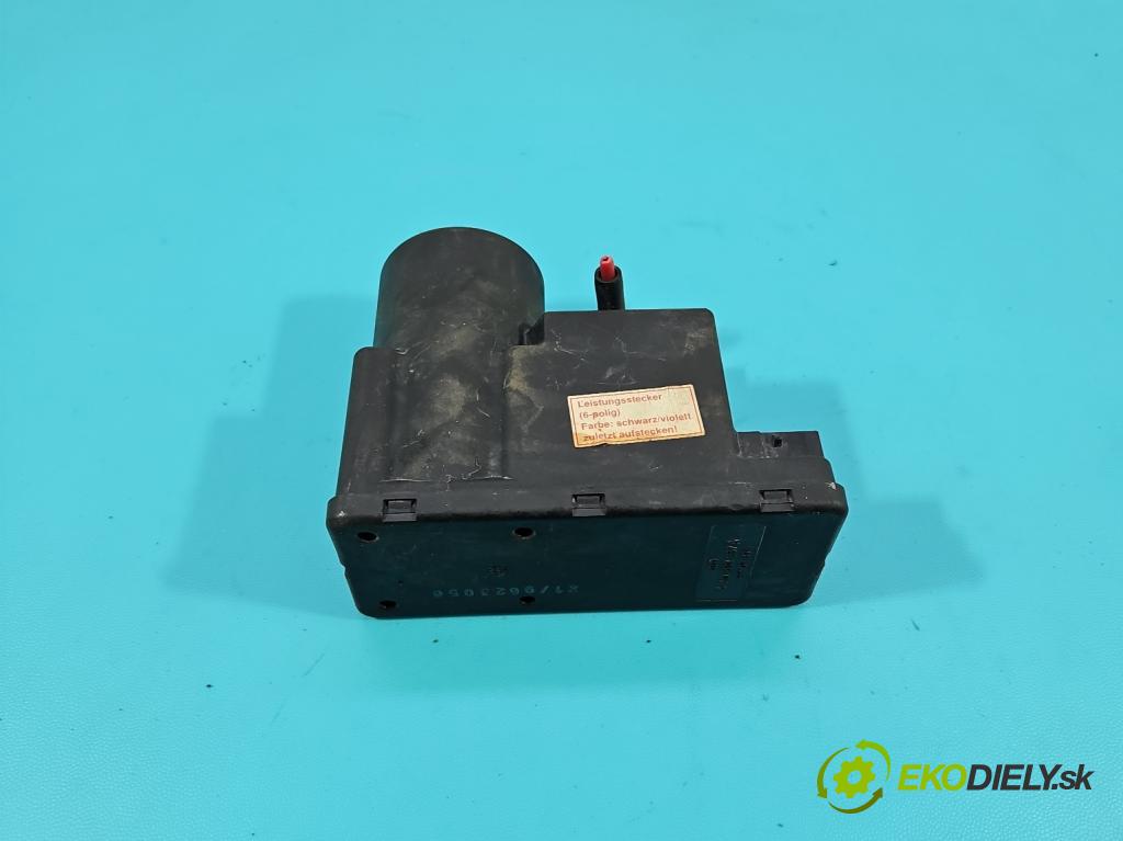 Audi A4 B5 1994-2001 1.9 tdi 110 hp manual 81 kW 1896 cm3 5- Centrálni: zámek: 4A0862257A