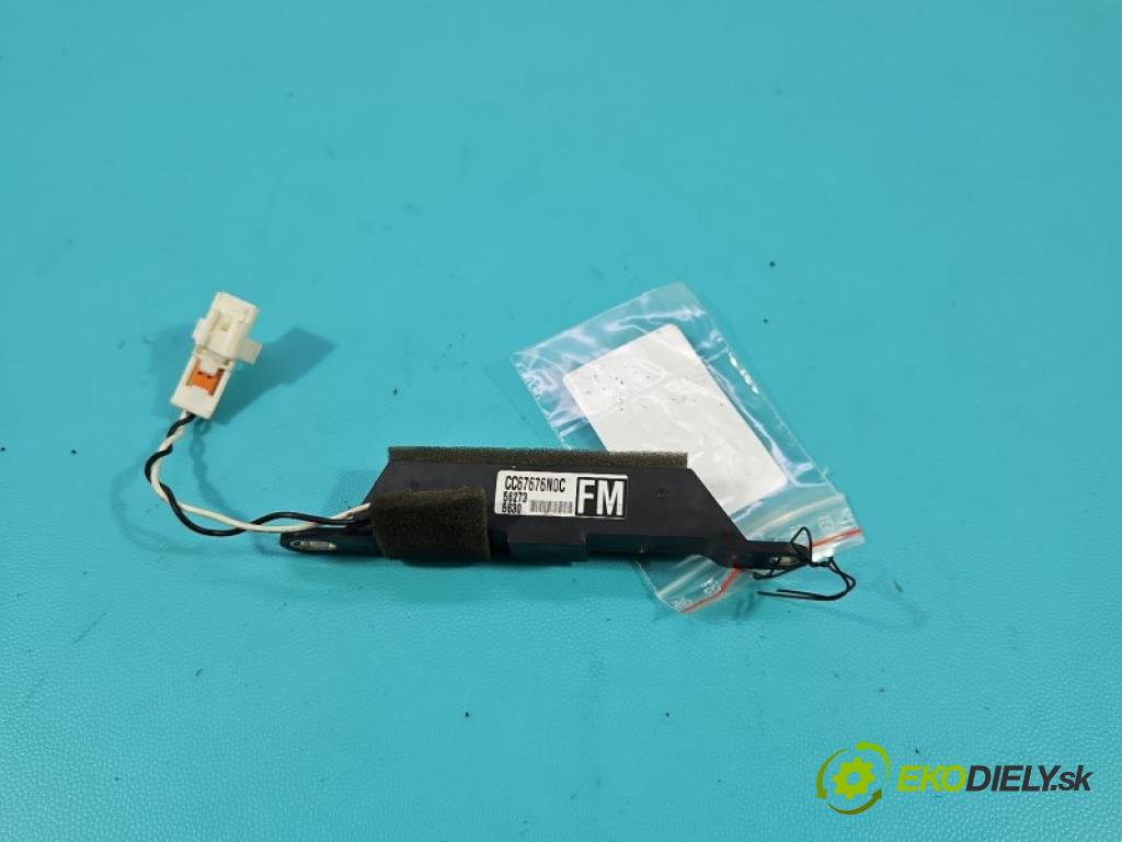 Mazda 5  2005-2010 2.0 16V 145 hp manual 107 kW 1999 cm3 5- Zesilovač: CC67676N0C (Zesilovač)