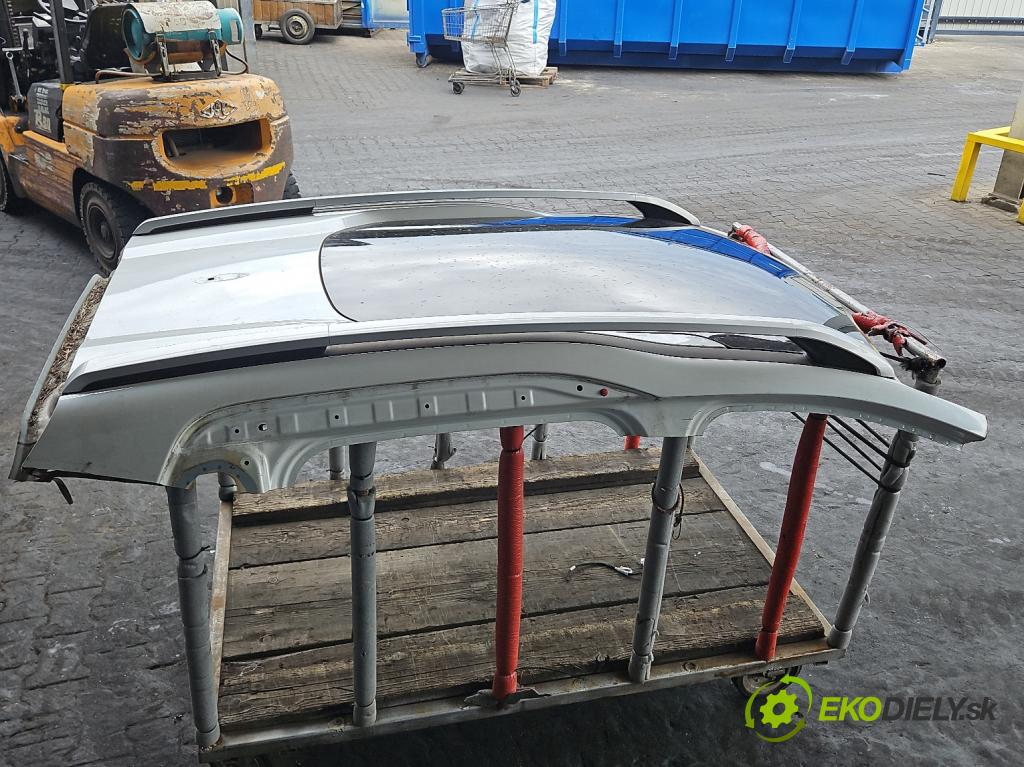 Peugeot 2008 I 2013-2019 1.2 12V 110 HP automatic 81 kW 1199 cm3 5- strecha