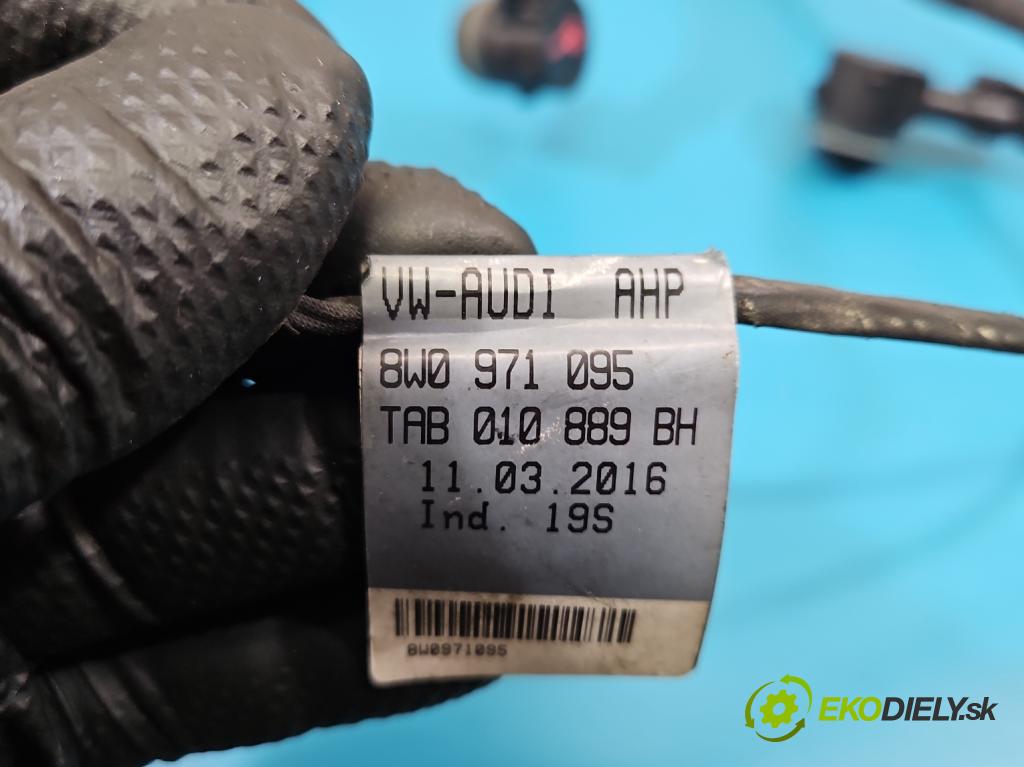 Audi A4 B9 2015-2024 2.0 tdi 190 hp automatic 140 kW 1968 cm3 5- snímač parkování 8W0971095