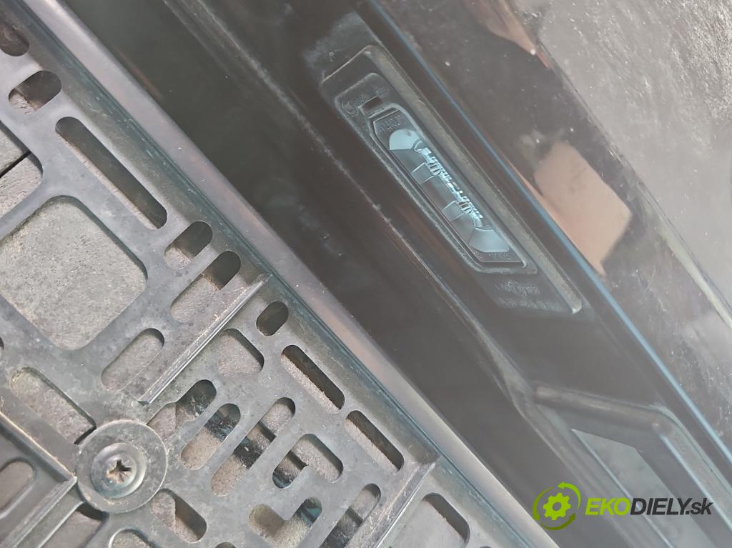 Audi A4 B9 2015-2024 2.0 tdi 190 HP automatic 140 kW 1968 cm3 5- zadna kufor  (Kapota zadná (kufor))