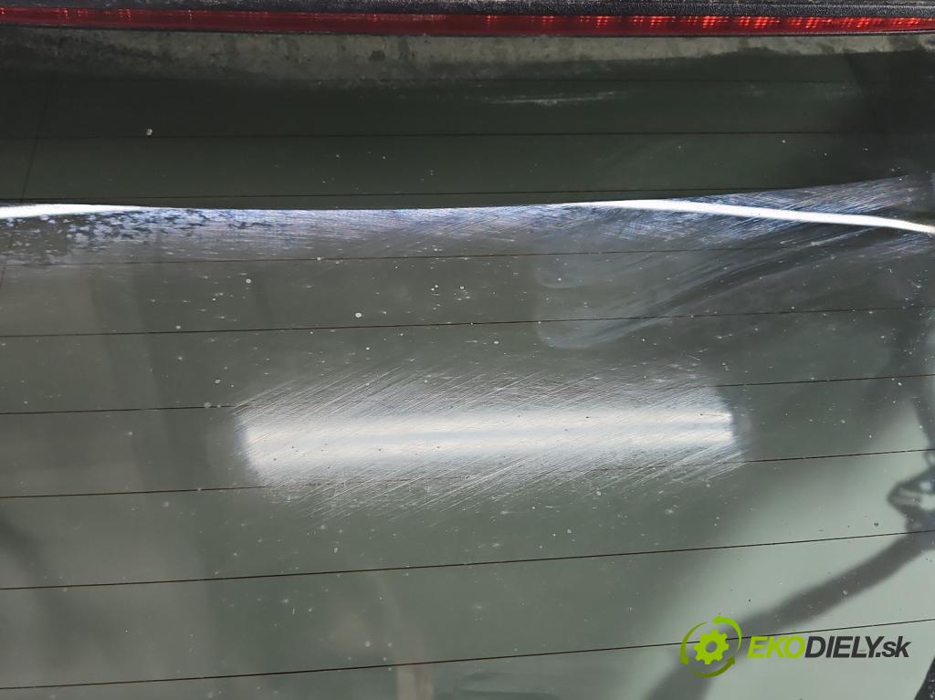Audi A4 B9 2015-2024 2.0 tdi 190 HP automatic 140 kW 1968 cm3 5- zadna kufor  (Kapota zadná (kufor))