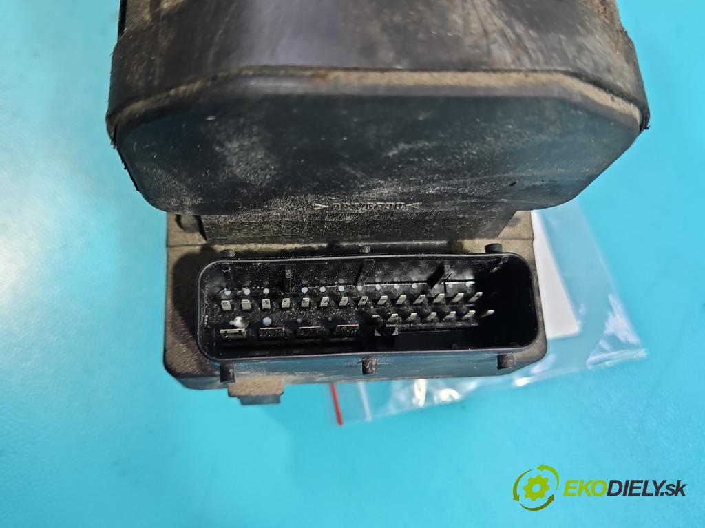 Vw Passat B5 1995-2005 1.9 tdi 110 HP manual 81 kW 1896 cm3 4- čerpadlo abs 0265216411 (Pumpa ABS)